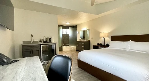 Luxury Suite Accommodations we care spa - colony room